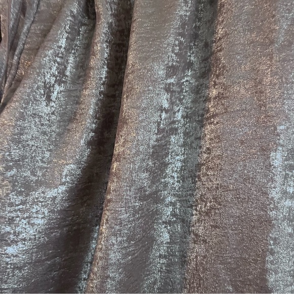 Shimmering Wide-Leg Pants Size XL - Picture 3 of 4